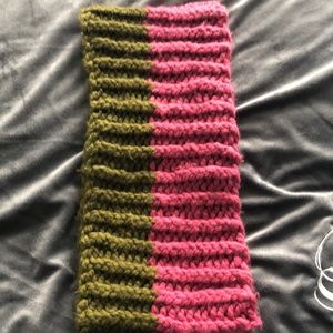 GREEN AND PINK INFINTY SCARF